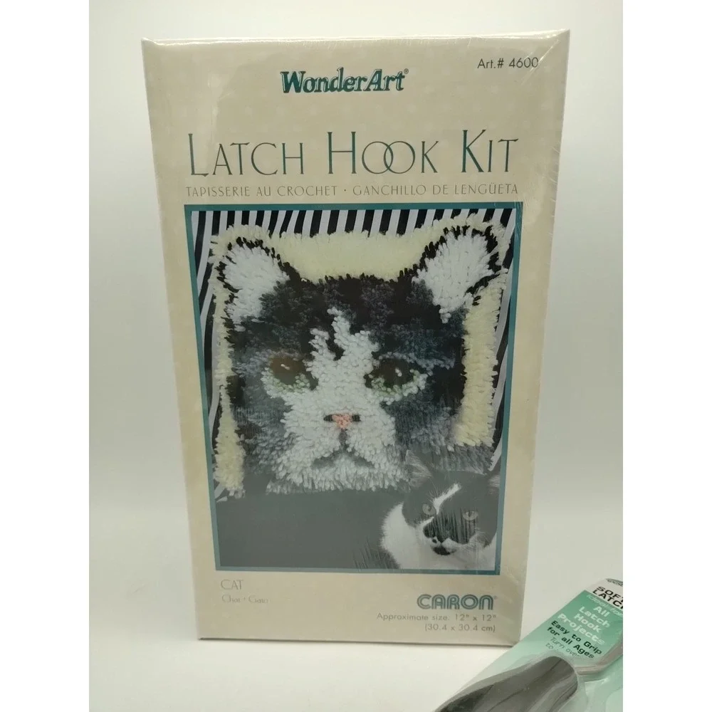 NEW Cat Kitten Latch Hook Rug Kit 12 x 12 Caron Wonder Art 4600 Caron With Hook